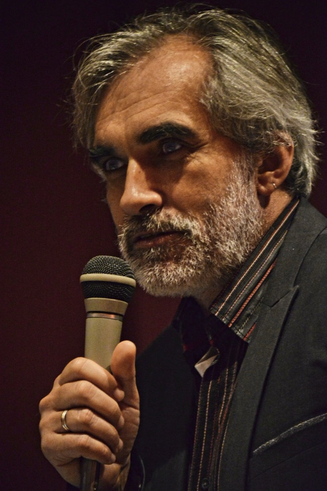 Historian Yaroslav Hrytsak speaking into a microphone.